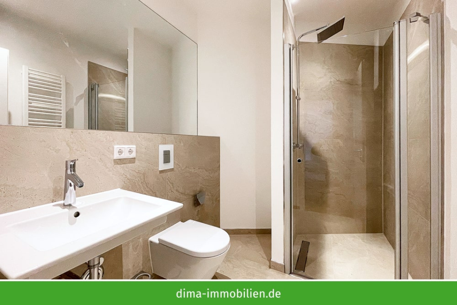 Bad mit Dusche
